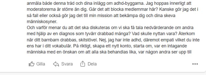 Skärmdump av en diskussionstråd på ett forum med en textinlägg om att hantera konflikter och engagemang politiskt.