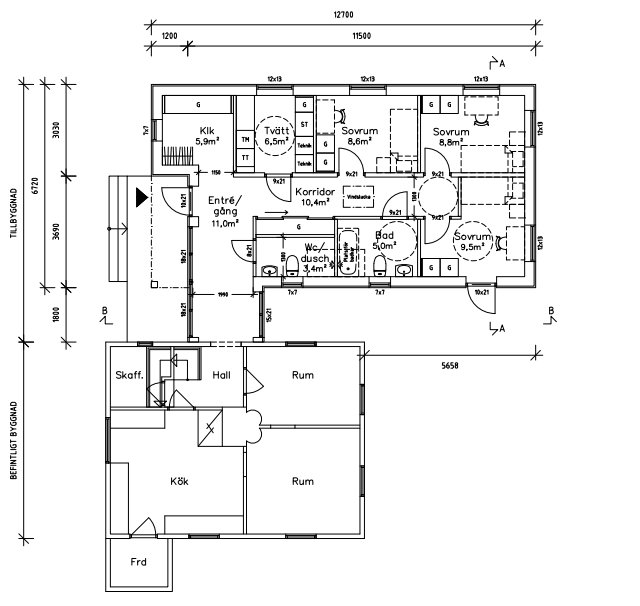 Arkitektritning av ett hus med måttangivelser och planlösning för rum och korridorer.