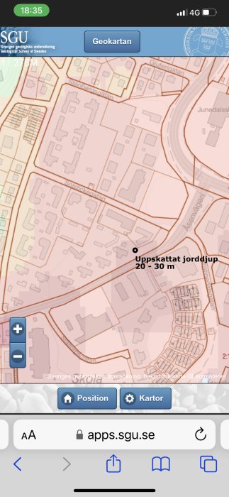 Skärmdump av Geokartan som visar uppskattat jorddjup mellan 20-30 meter över ett bostadsområde.