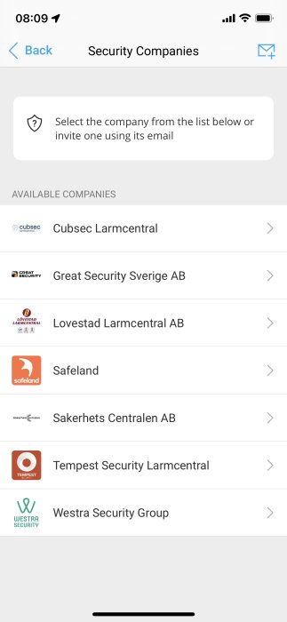 Skärmdump av app med lista över säkerhetsföretag för val av larmcentral.