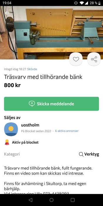 En fullt fungerande trävarv på en arbetsbänk, till salu för 800 kr.