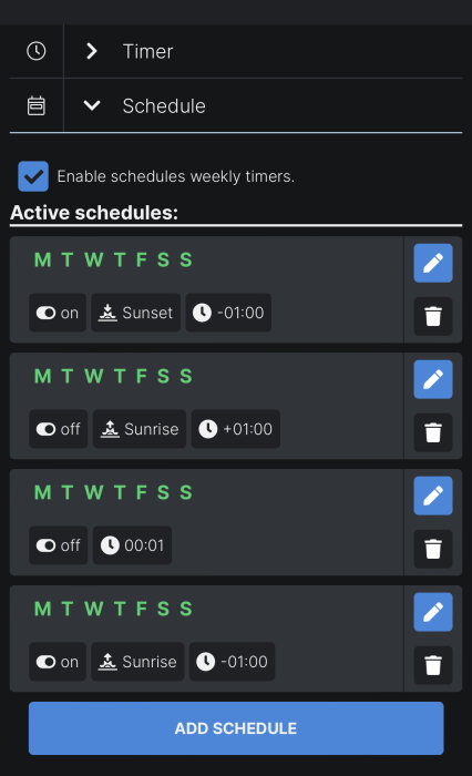 Skärmbild av ett belysningsschema i en app, visar inställda tider för att tända och släcka utebelysning.