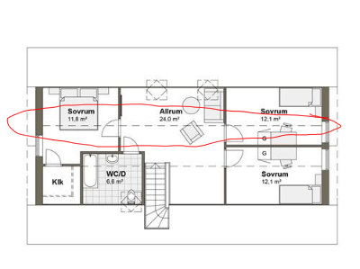 Ritning av en bostadsplan med markerade sovrum och allrum, visa rumsmått.