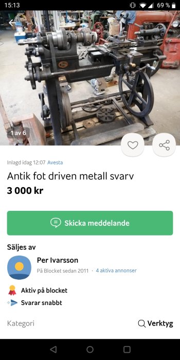 Antik fotdriven metall svarv till salu i en verkstad.