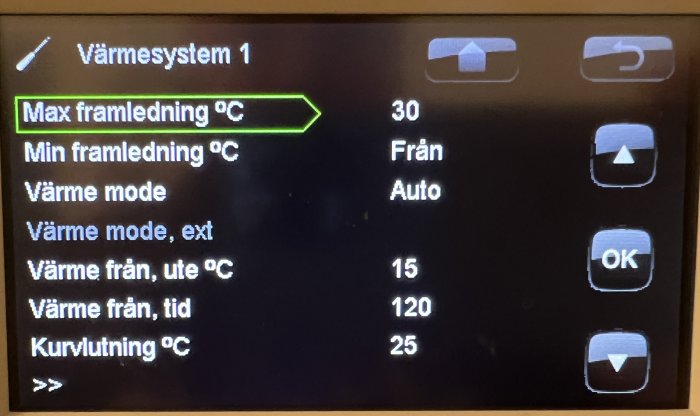 Digital termostat för värmesystem med inställningar för max/min framledningstemperatur och timer.