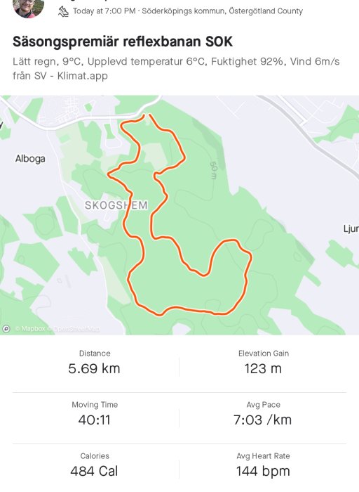 Träningsöversikt: karta med löprutt, distans, tid, kaloriförbrukning, hastighet och puls.