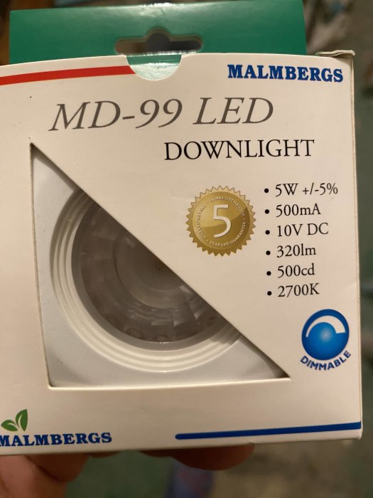 Förpackning för Malmbegs MD-99 LED-downlight, dimbar, 5W, 2700K, vit.