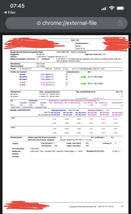 Skärmbild på ett tekniskt dokument med rödmarkerad personlig information, innehåller byggnadstekniska data och beräkningar.