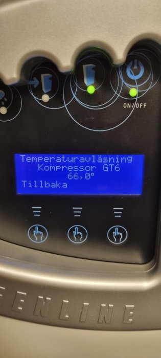 Digital kontrollpanel visar temperaturvy och kompressortemperatur, med touchknappar och logotyp nedtill.