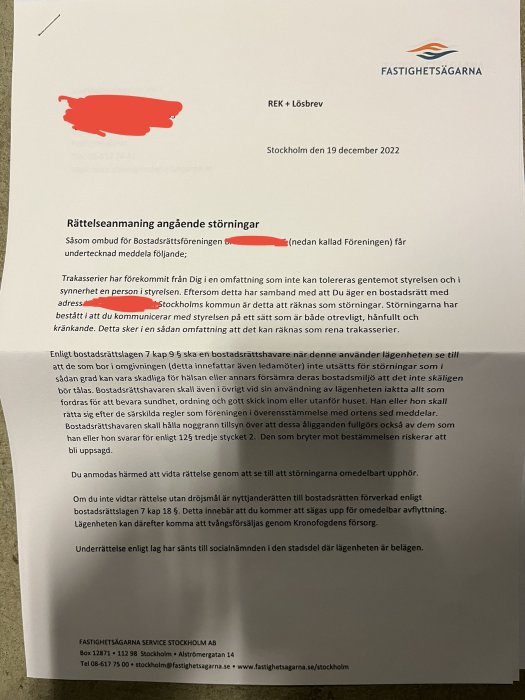 Brev om störningar, varning till bostadsrättshavare, rättelsekrav, risk för avhysning, Fastighetsägarna brevhuvud, skickat från Stockholm.