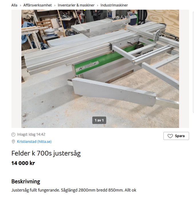 Industriell justersåg av märket Felder, metallkonstruktion, i verkstadsmiljö, till salu för 14 000 kr.