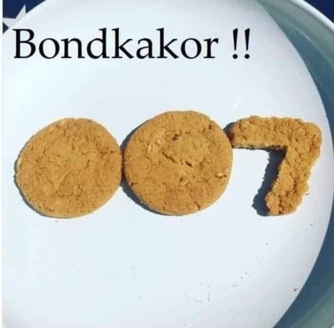 Tre bondkakor arrangerade som en stiliserad person som springer eller dansar, med texten "Bondkakor !!".