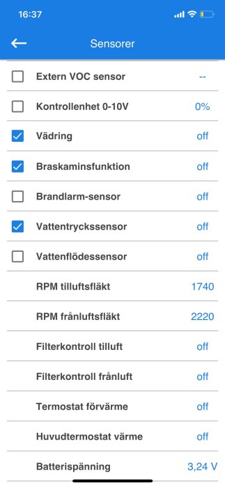 Skärmdump av en app för hemautomation visar sensorinställningar och status på svenska, med batteriladdning och WiFi-signal.