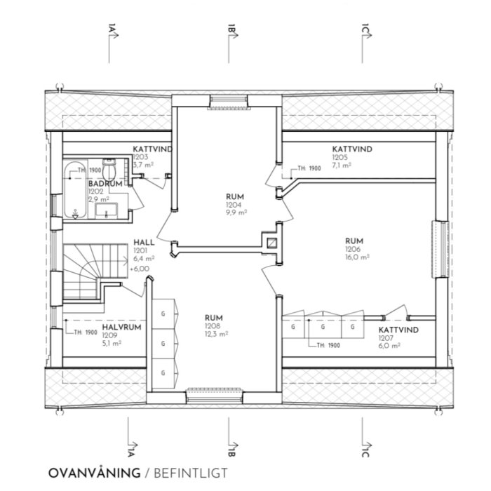 Arkitektritning över en övre våning, planlösning för hus med flera rum och kattvindar.