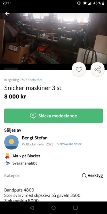 Skärmdump av en online-försäljningsannons som visar verktyg och maskiner i ett rörigt rum.