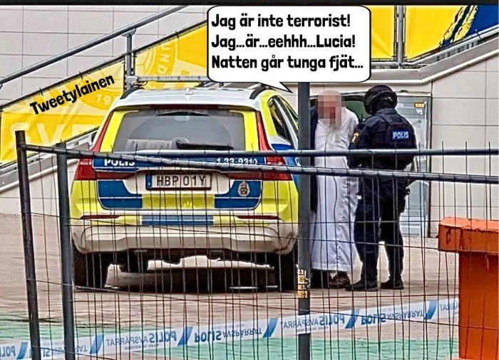 Polisbil och poliser vid kontroll, person i vit dräkt med textballong, humoristisk, bearbetad bild.