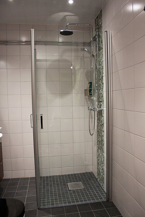 duschen_helbild.jpg