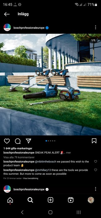 Trädgårdsverktyg på gräsmatta, modern arkitektur i bakgrunden, Instagram-gränssnitt synligt.