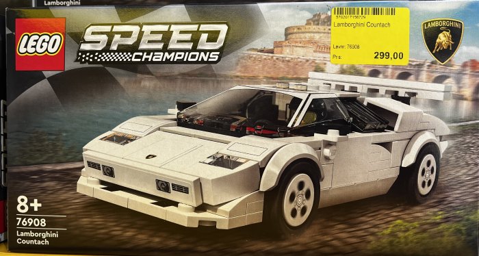 LEGO Speed Champions förpackning, Lamborghini Countach, vit bilmodell, rekommenderad ålder 8+, pris 299.