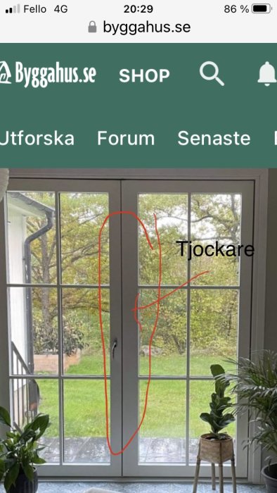 Skärmdump av webbsida; fönsterutsikt, trädgård, markerad handtagsskugga, "tjockare" skrivet, röd markering.