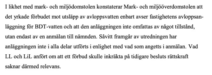 Svensk text om rättsligt ärende rörande avloppsvatten och miljödomstolens slutsatser.