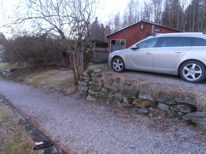 Parkering + entrégång.jpg