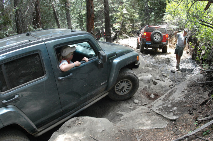 2007-hummer-h3-rubicon-trail-off-road-united-states-3.jpg