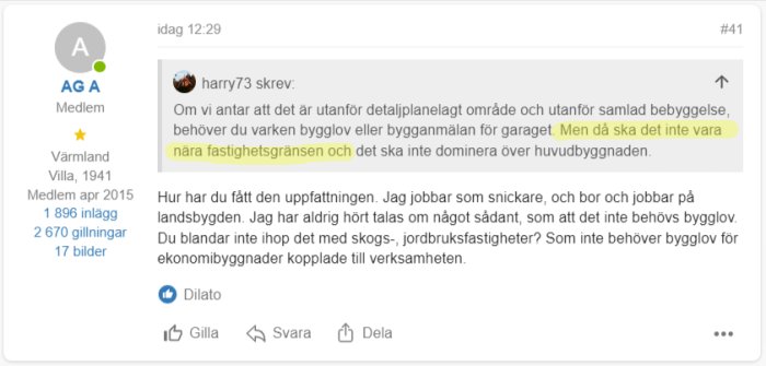 Skärmdump av forumdiskussion om bygglov och plats för garage nära fastighetsgränsen.