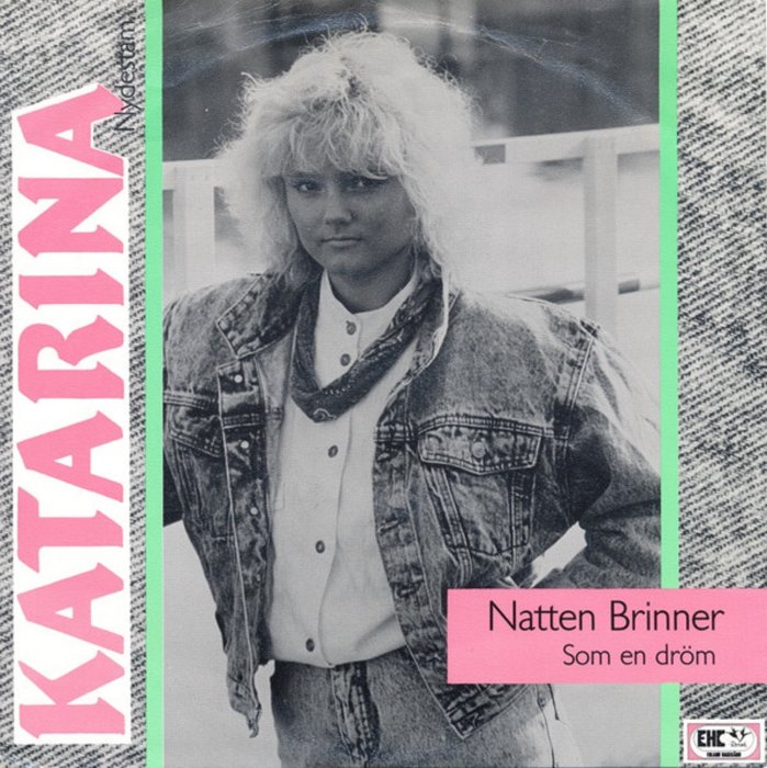 Kvinna i jeansjacka, bandana, 80-tals frisyr. Omslag till Katarinas musikalbum "Natten Brinner Som en dröm".