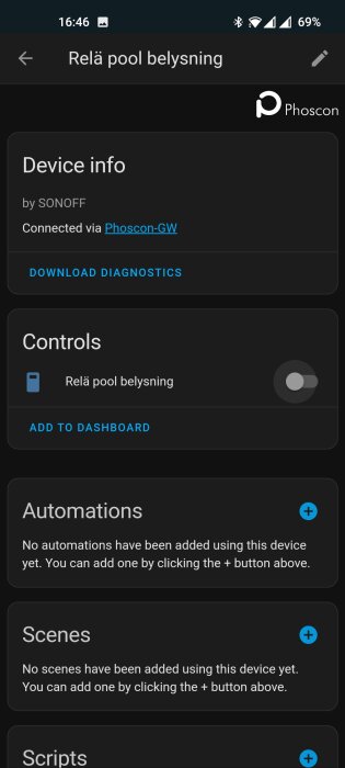 Mobilapp visar gränssnitt för styrning av poolbelysningsrelä, inga automationer eller scener skapade än.