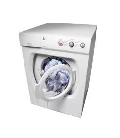 Framlastande tvättmaskin, öppen lucka, kläder inuti, vita kontrollknappar, röd indikatorlampa, grå bakgrund.