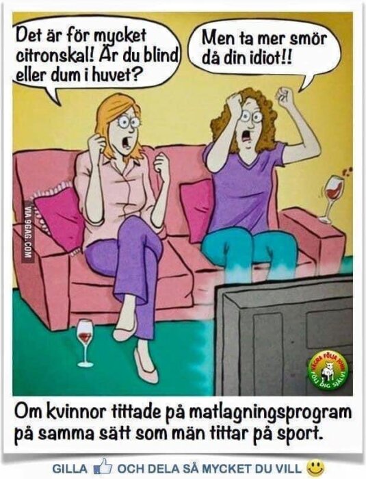 Två animerade kvinnor på soffan, engagerade i matlagningsshow, uttrycker frustration på komiskt vis.