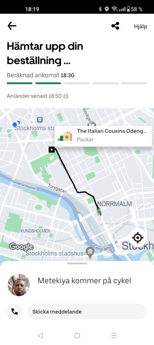 Skärmdump av matleverans-app visar karta, cykelbud, beräknad ankomsttid och meddelandealternativ.