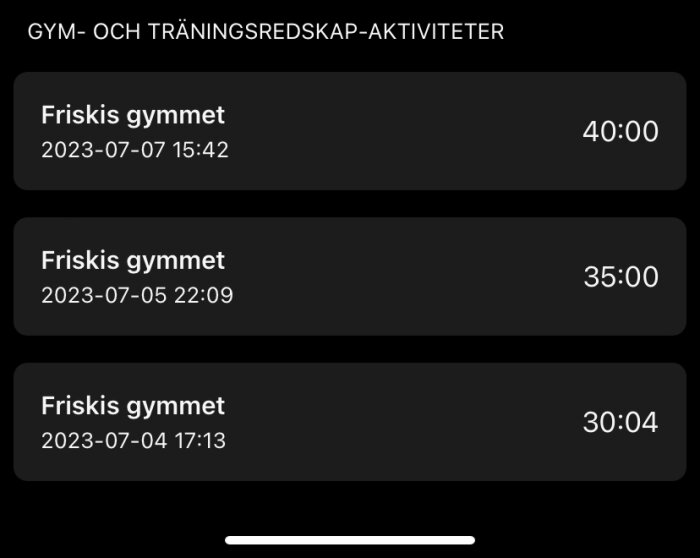 Skärmavbild av träningslogg med datum, tider och varaktighet för gymaktiviteter.