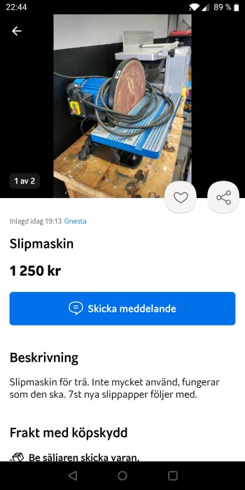 Begagnad slipmaskin för trä, till salu med extra slipplattor.