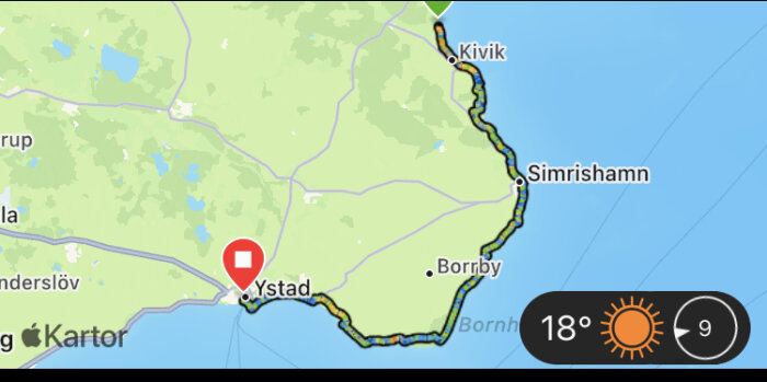 Kartutsnitt som visar Ystad i Sverige, väderikonen anger 18 grader och soligt.