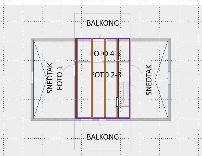 Arkitektritning, takplan, balkonger, snedtak, rum uppdelning, FOT (floor area ratio) angivelser, linjaler.