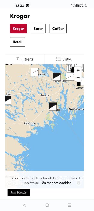 Skärmdump av mobilapp med karta, sökfilter för "Krogar", städer nära vatten, användarinterface, cookies-meddelande.