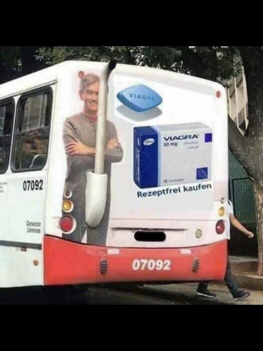 Buss bakdel med Viagra-reklam, skapar visuell ordlek med avgaslut; man som ser nöjd ut.