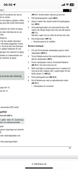 Svensk instruktionsmanual för montering eller justering, antagligen maskinrelaterat, med specifika steg och grafiska symboler.