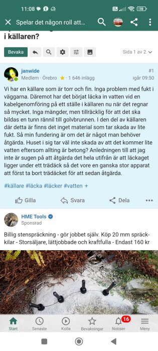 Skärmdump av en diskussionstråd på ett svenskt forum om vattenskador i källare. Innehåller även en sponsrad annons.