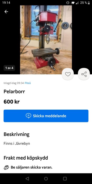 Bordmonterad pelarborr i rött och svart till salu för 600 kronor.