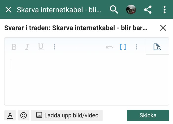 Ett textredigeringsfält i ett onlineforum med möjlighet att ladda upp bilder/video.