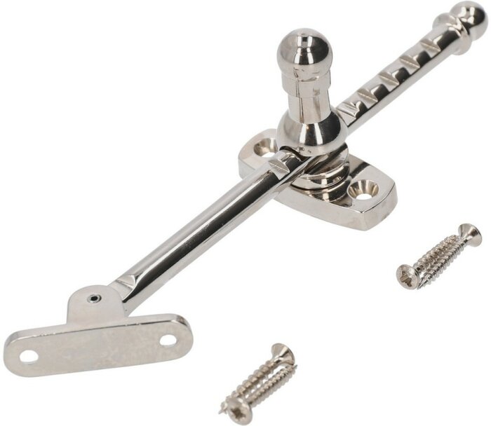 Säkerhetskedja i metall för dörr, inkluderar skruvar, isolerad på vit bakgrund.