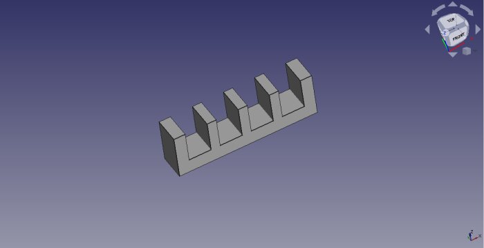3D CAD-modell av tandat objekt med sex huggtänder eller segment, möjligtvis en kuggstång, på blå bakgrund.