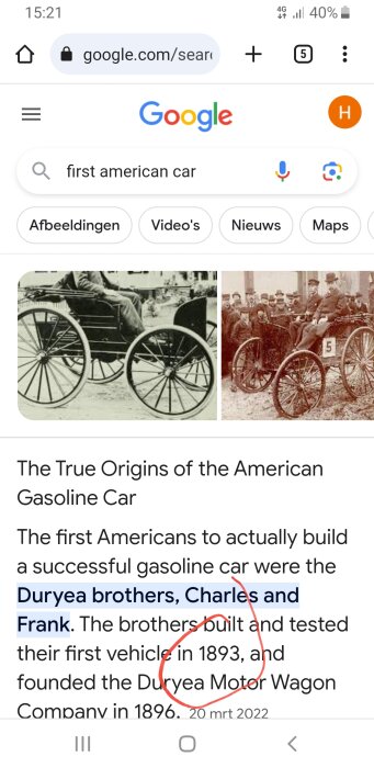 Skärmdump av Google-sökresultat om första amerikanska bensindrivna bilen; Duryea-bröderna nämns, historiska bilder förekommer.
