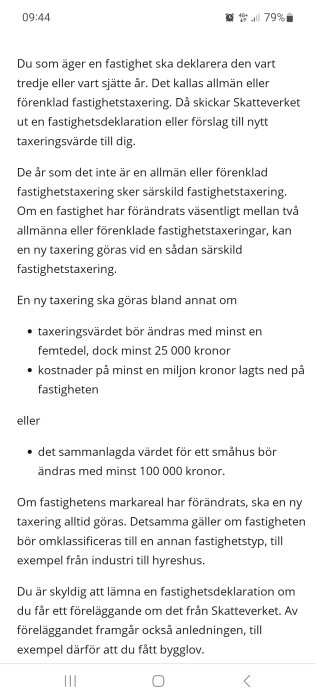 Skärmavbild av text om fastighetstaxering och deklaration i Sverige.