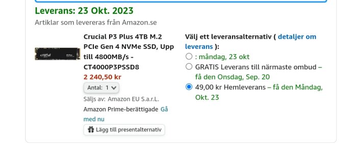 Skärmdump från Amazon.se visar Crucial P3 Plus 4TB SSD, pris och leveransalternativ för den 23 oktober 2023.