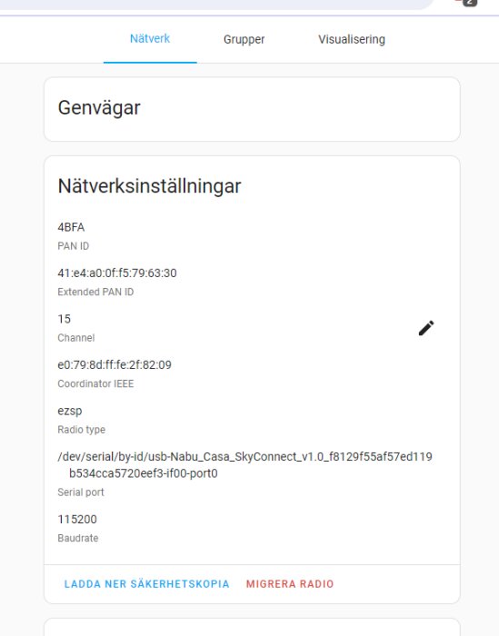 Skärmdump av nätverksinställningar med PAN ID, kanal, serienummer och alternativ för säkerhetskopiering och radio migration.