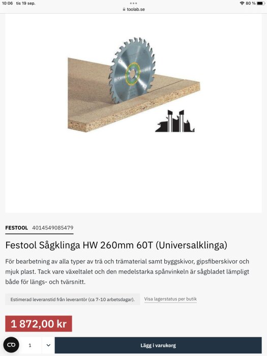 Sågklinga på träskiva, produktinformation och pris visas på webbsida.